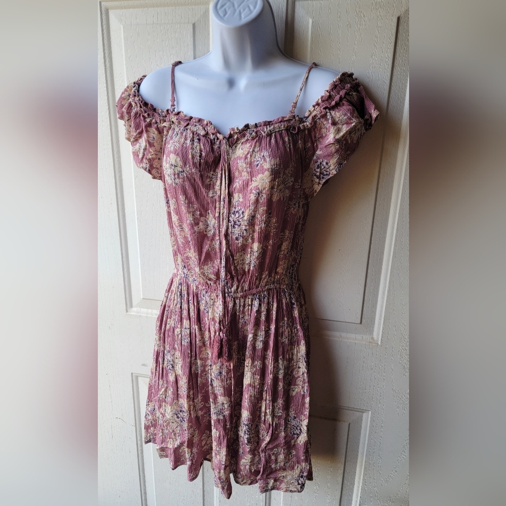 American Eagle Outfitters Mauve Floral Off-Shoulder Mini Dress